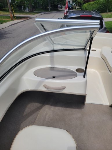 2002 Bayliner 160 Capri Photo 9 of 10