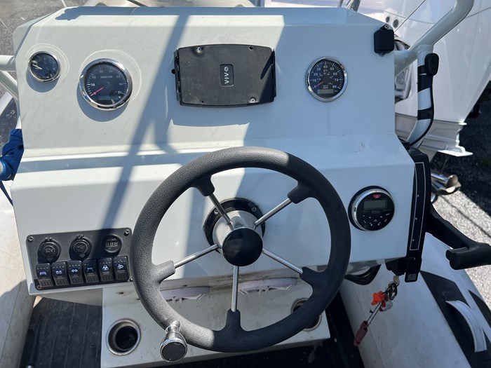2012 Craft boat Dinghy Photo 12 sur 24