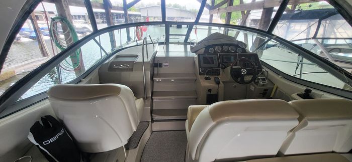 2008 Sea Ray 330 Sundancer MC Photo 9 of 23