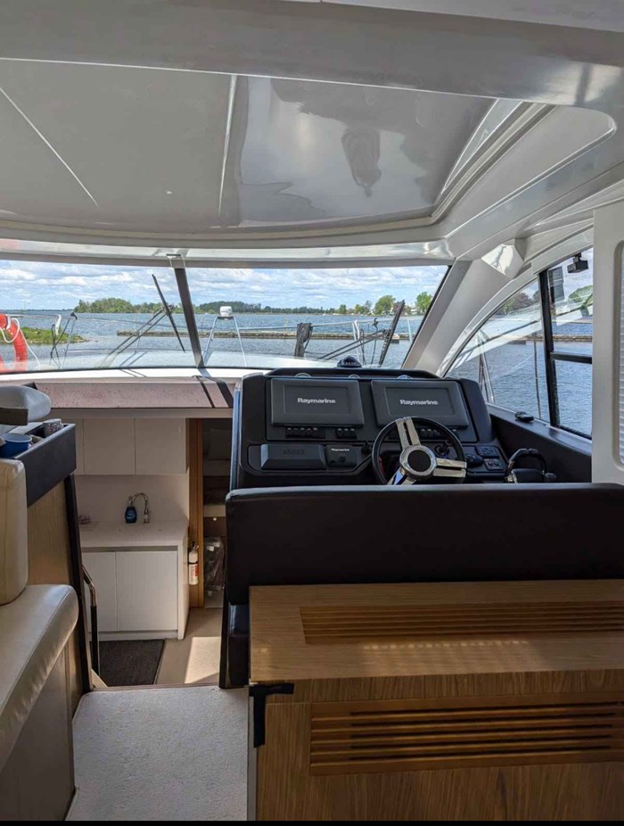 2012 Beneteau GT49 Photo 4 of 11