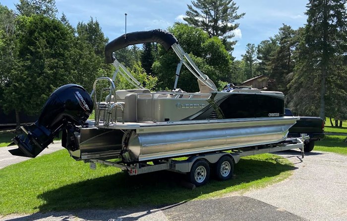 2022 Legend Q Series Cottage Sport Pro Photo 1 of 9