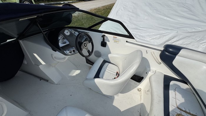 2004 Sea-Doo Utopia 185 Photo 9 of 11