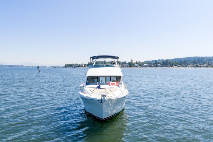 1997 Bayliner 3988 Photo 3 of 93