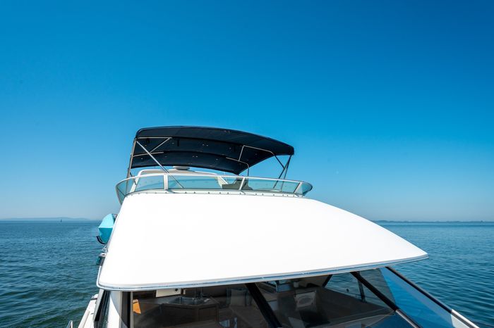 1997 Bayliner 3988 Photo 27 of 93
