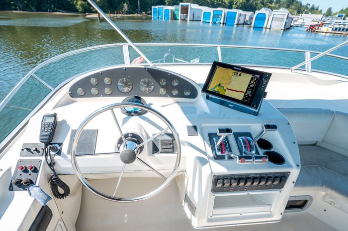 1997 Bayliner 3988 Photo 42 of 93