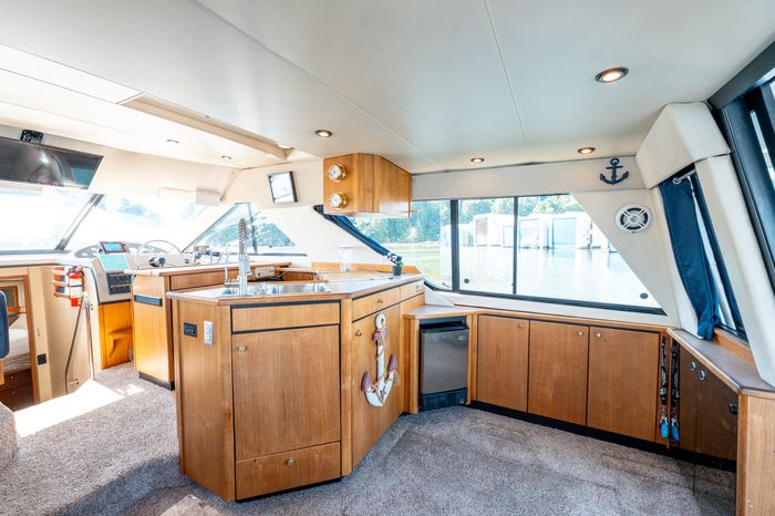 1997 Bayliner 3988 Photo 51 of 93