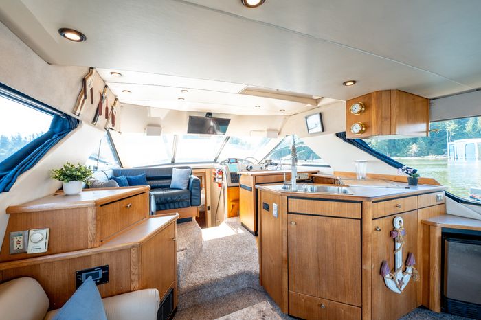 1997 Bayliner 3988 Photo 53 of 93