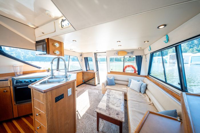 1997 Bayliner 3988 Photo 56 of 93