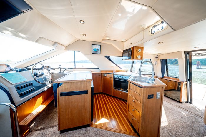1997 Bayliner 3988 Photo 57 of 93