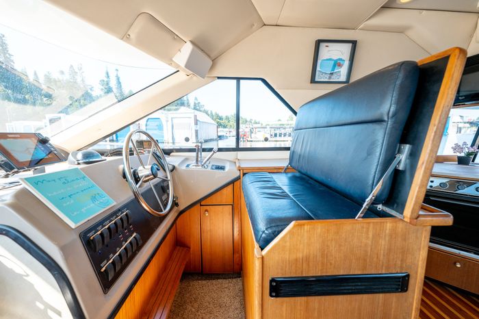 1997 Bayliner 3988 Photo 68 of 93