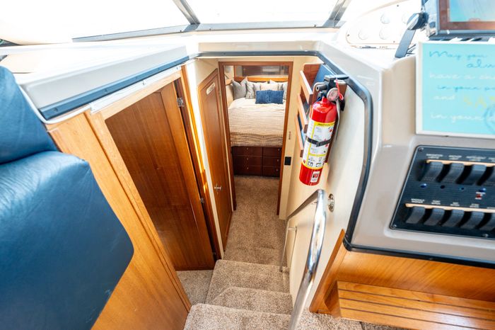 1997 Bayliner 3988 Photo 75 of 93