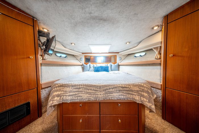 1997 Bayliner 3988 Photo 76 of 93