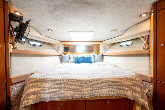 1997 Bayliner 3988 Photo 77 of 93