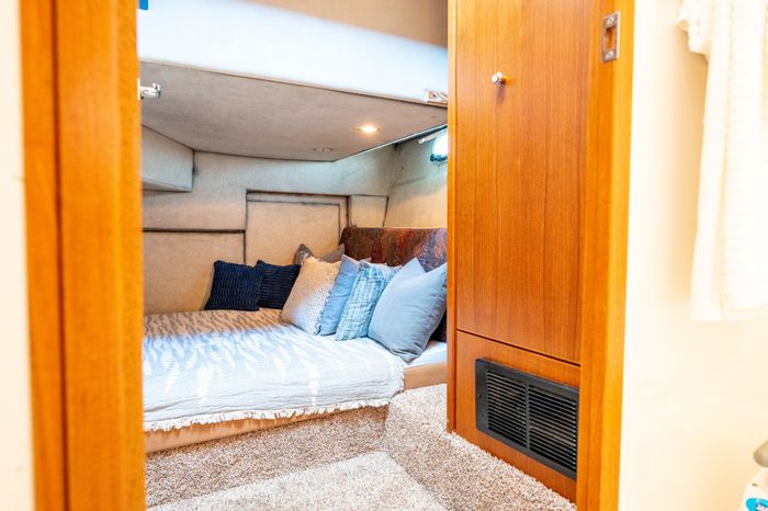 1997 Bayliner 3988 Photo 88 of 93