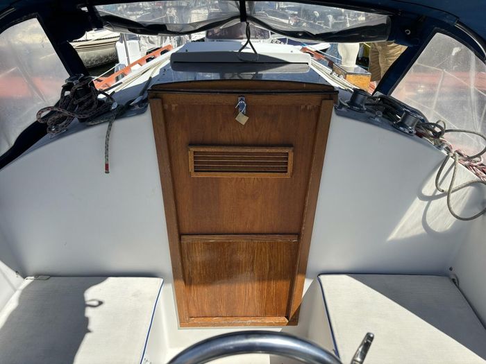 1985 Hinterhoeller Nonsuch 26 Classic Photo 18 sur 75