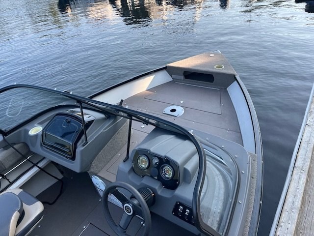 2018 Princecraft Amarok DL WS Photo 3 of 10