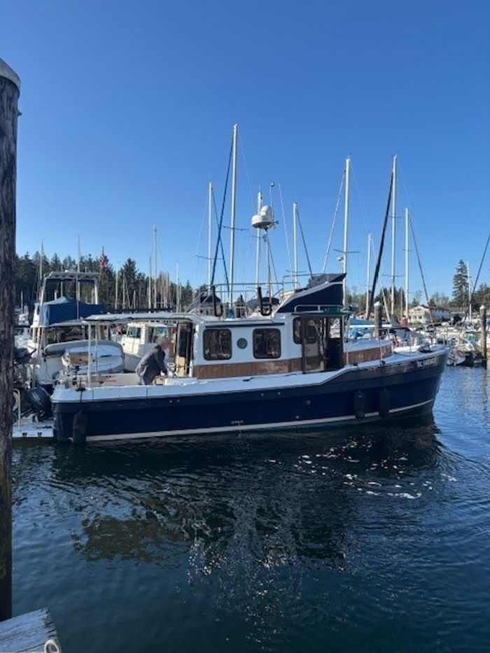 2016 Ranger Tugs 31RCB Photo 3 of 18