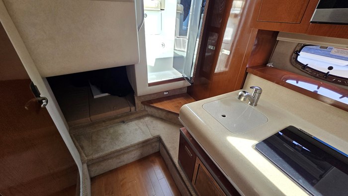 2012 Sea Ray Sundancer 260 Photo 3 of 12