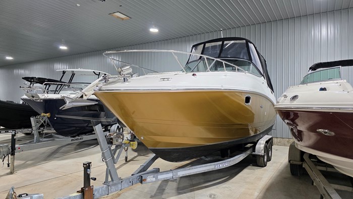 2012 Sea Ray Sundancer 260 Photo 4 of 12