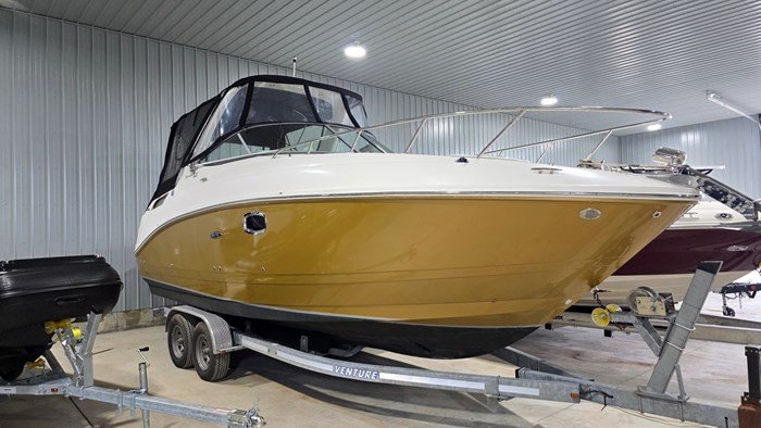 2012 Sea Ray Sundancer 260 Photo 5 of 12