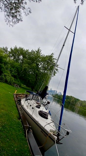 1987 CS Yachts CS 30 Photo 2 of 10