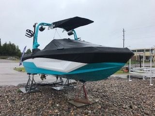 2024 Nautique GS20 Photo 2 of 6