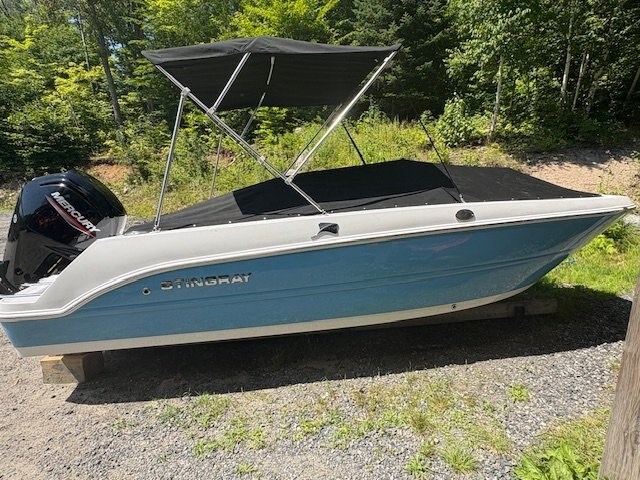 2025 Stingray 172SC Photo 3 of 17