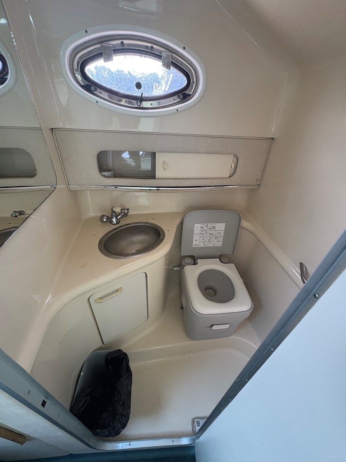 1996 Sea Ray SUNDANCER Photo 6 of 23