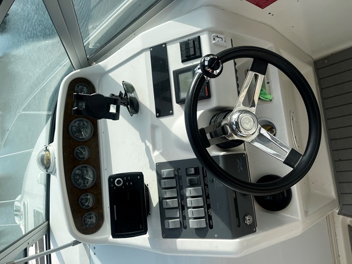 1996 Sea Ray SUNDANCER Photo 17 of 23