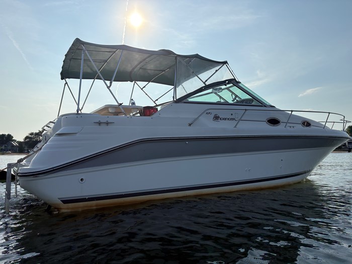 1996 Sea Ray SUNDANCER Photo 20 of 23