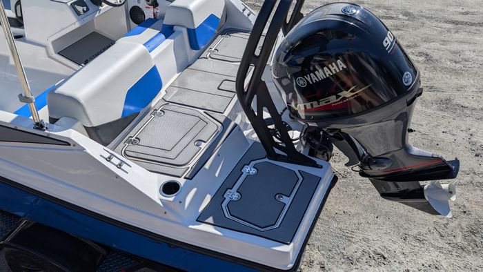 2026 Starcraft SV 16 Side Console Deck Boat Blue Yamaha VF90 VMax Photo 9 sur 29