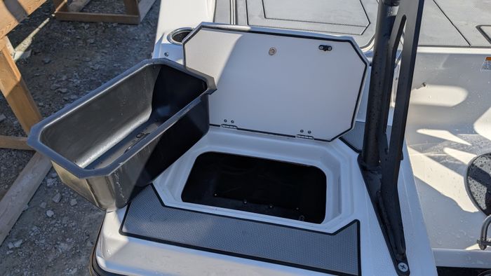 2026 Starcraft SV 16 Side Console Deck Boat Blue Yamaha VF90 VMax Photo 10 sur 29