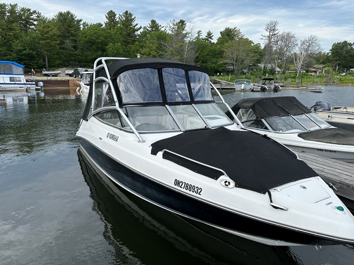 2007 Yamaha AR230 Photo 2 of 8