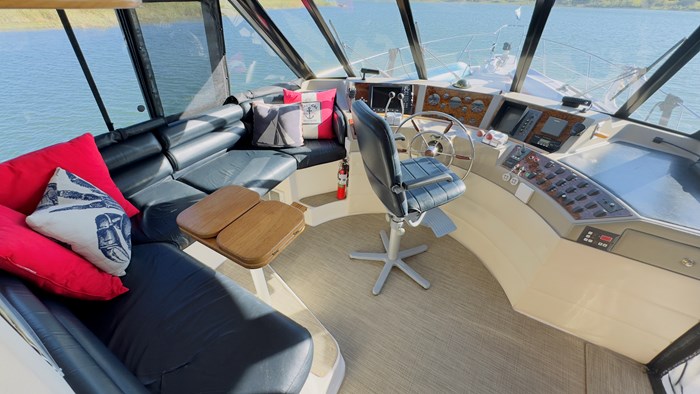 1998 Bayliner 4788  Pilot house Photo 36 of 51