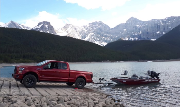 2018 Tracker Pro 170 Jet Power Photo 9 of 9