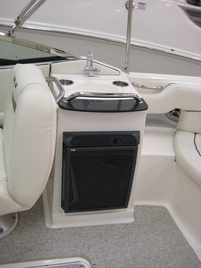 2007 Sea Ray 250 SLX Photo 6 of 6