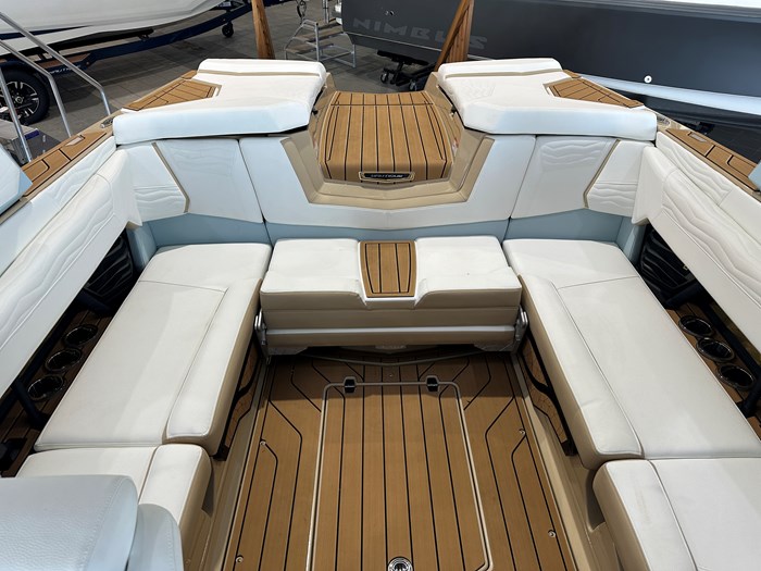 2025 Nautique G23 Photo 5 of 32