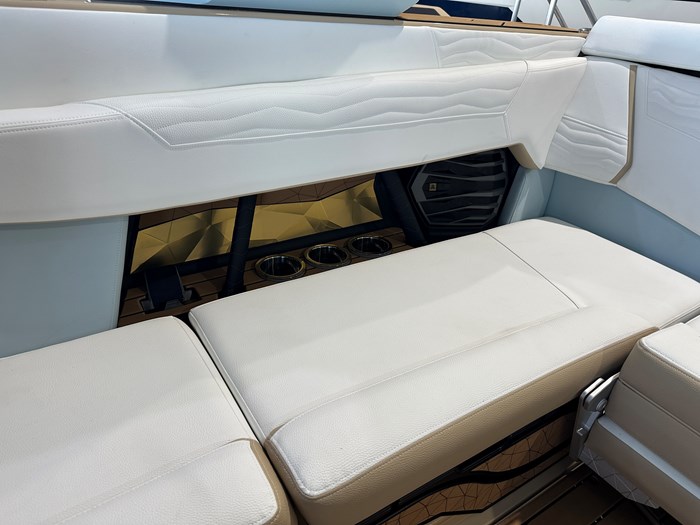 2025 Nautique G23 Photo 6 of 32