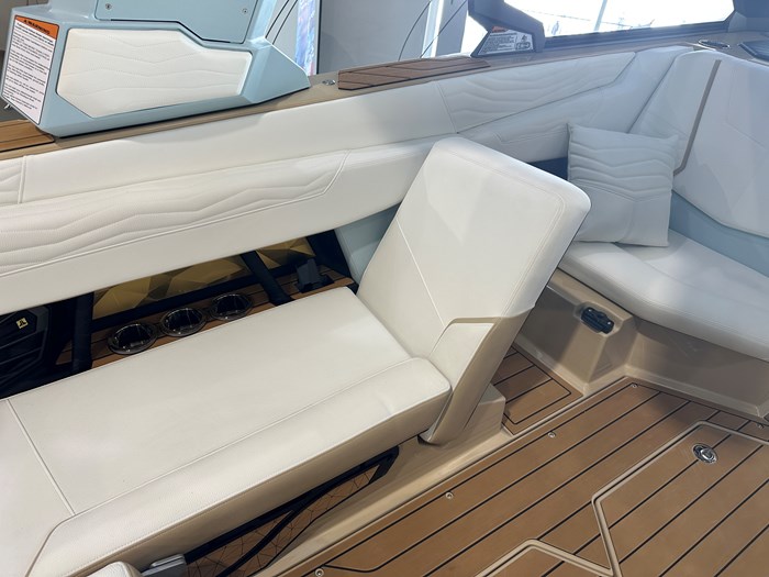 2025 Nautique G23 Photo 14 of 32