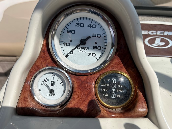 2008 Legend 16 Xcalibur Photo 11 of 23