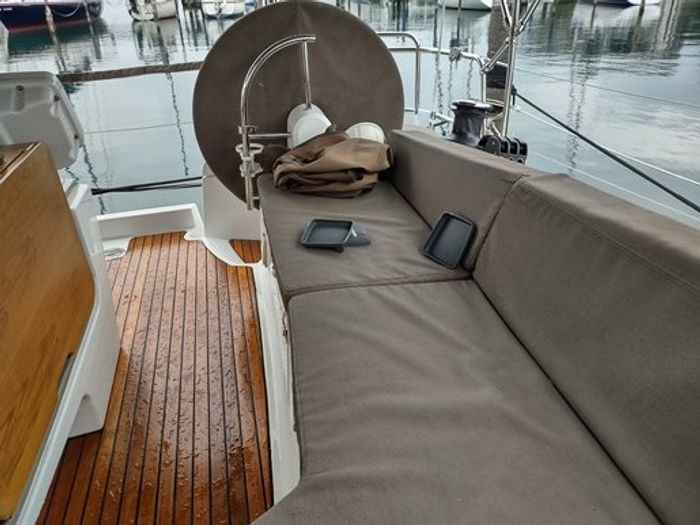 2017 Jeanneau 44 DS Photo 18 of 44
