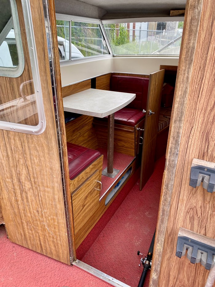 1988 Double Eagle 206 Alaskan Bulkhead Photo 4 of 13