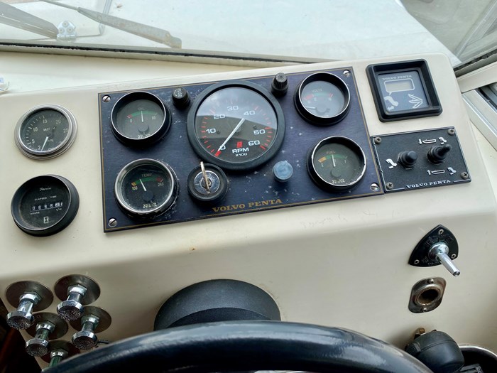 1988 Double Eagle 206 Alaskan Bulkhead Photo 7 of 13