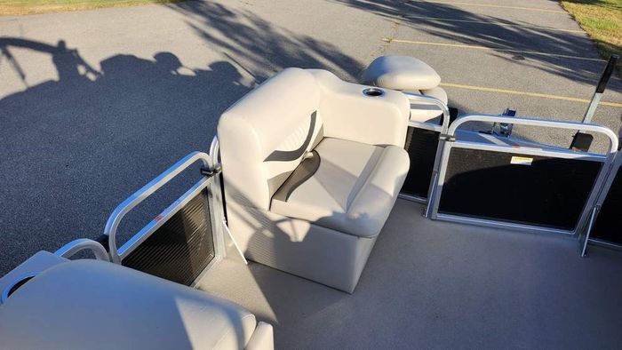 2021 Legend Splash Cottage EXT Photo 10 of 14