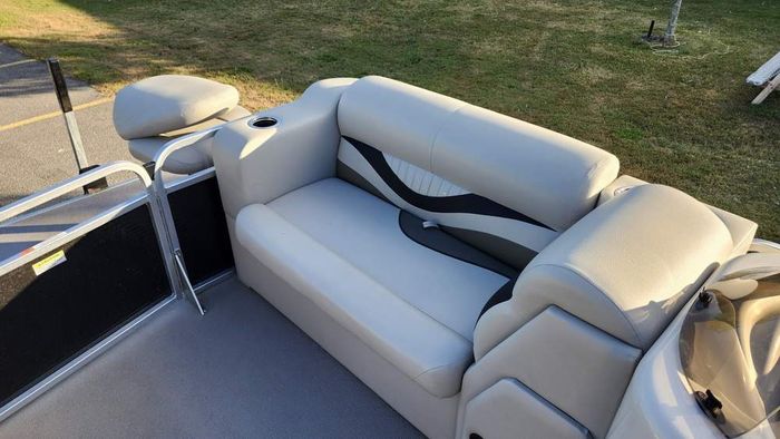 2021 Legend Splash Cottage EXT Photo 11 of 14