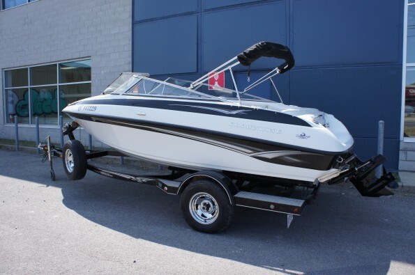 2006 Crownline 180BR 3.0L Photo 13 of 18