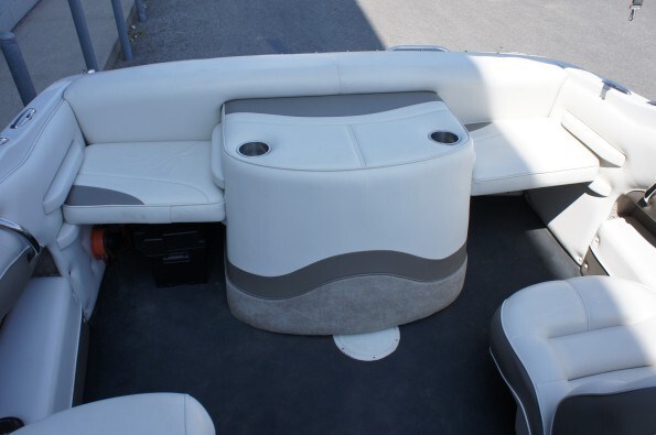 2006 Crownline 180BR 3.0L Photo 8 of 18