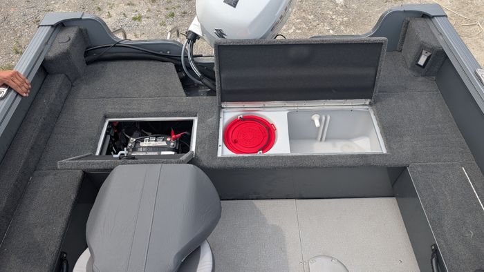 2023 Starcraft Storm 166 SC Side Console Suzuki DF75 Four Stroke Photo 9 sur 25