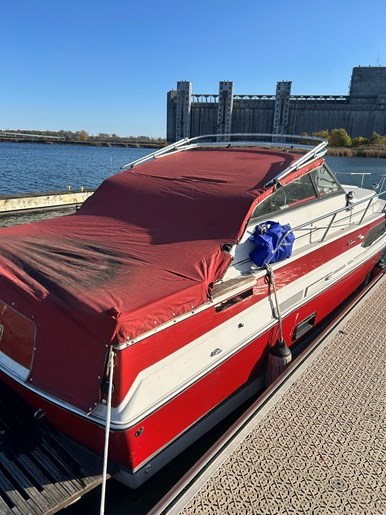 1989 Regal Ambassador 233 XL Photo 2 of 15