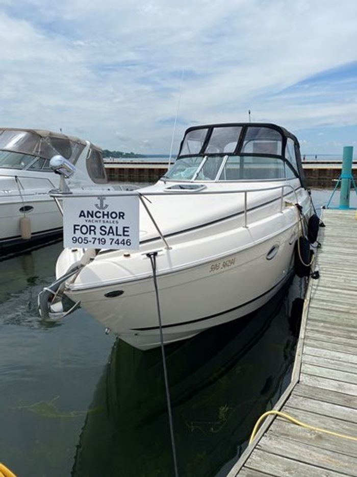 2001 Rinker Fiesta Vee 270 Photo 6 of 25